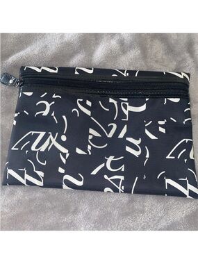 Saks Fifth Avenue Cosmetic Makeup Bag Zipper Pouch‎ Black White